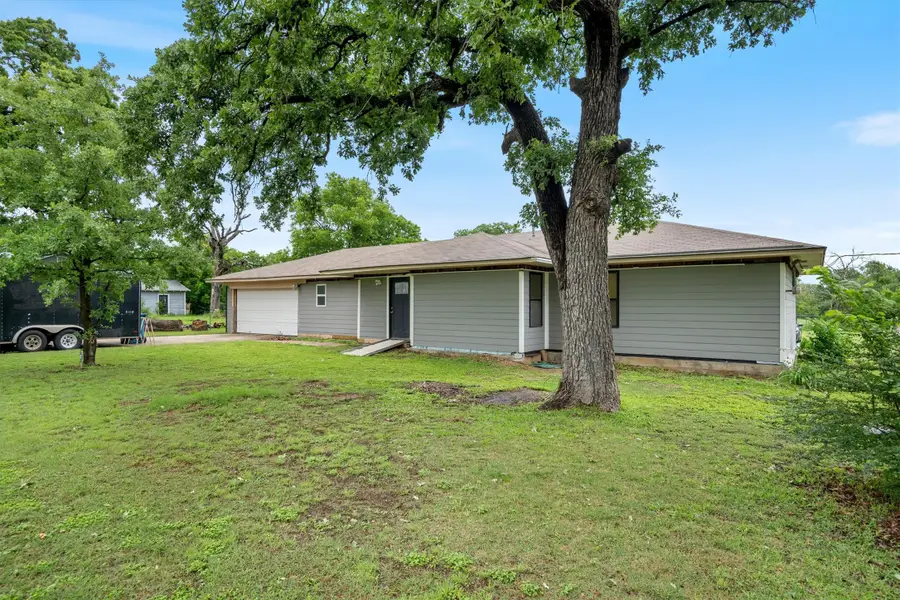 523 S Eastern Street, Keene, TX 76031 - #2