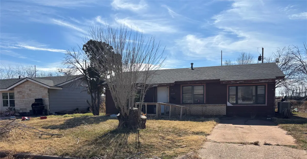 5209 Capitol Avenue, Abilene, TX 79603 - #1
