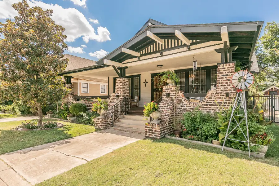 2238 College Avenue, Fort Worth, TX 76110 - #2