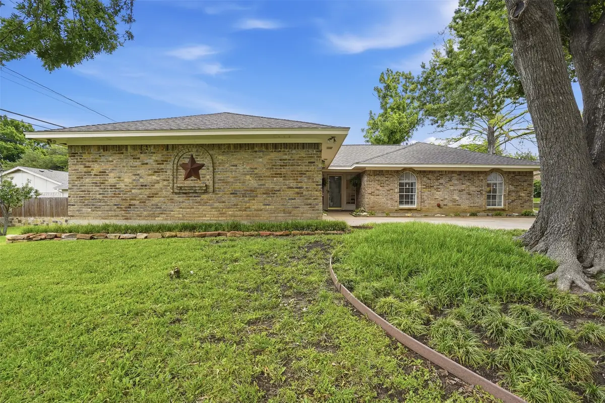6759 Wilton Drive, Fort Worth, TX 76133 - #1