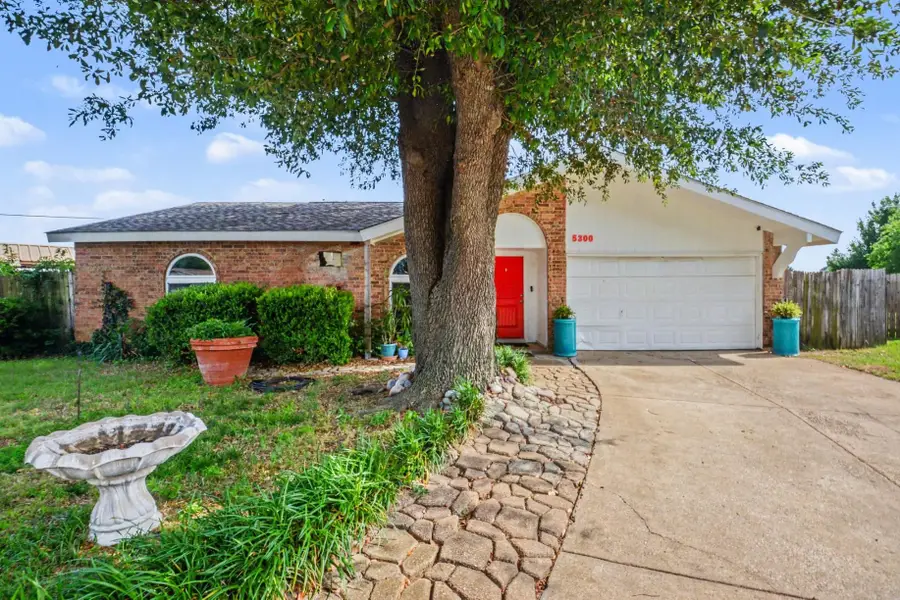 5300 Princess Court, Lake Dallas, TX 75065 - #2