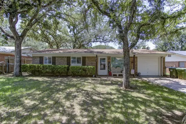 604 26th Avenue, Mineral Wells, TX 76067