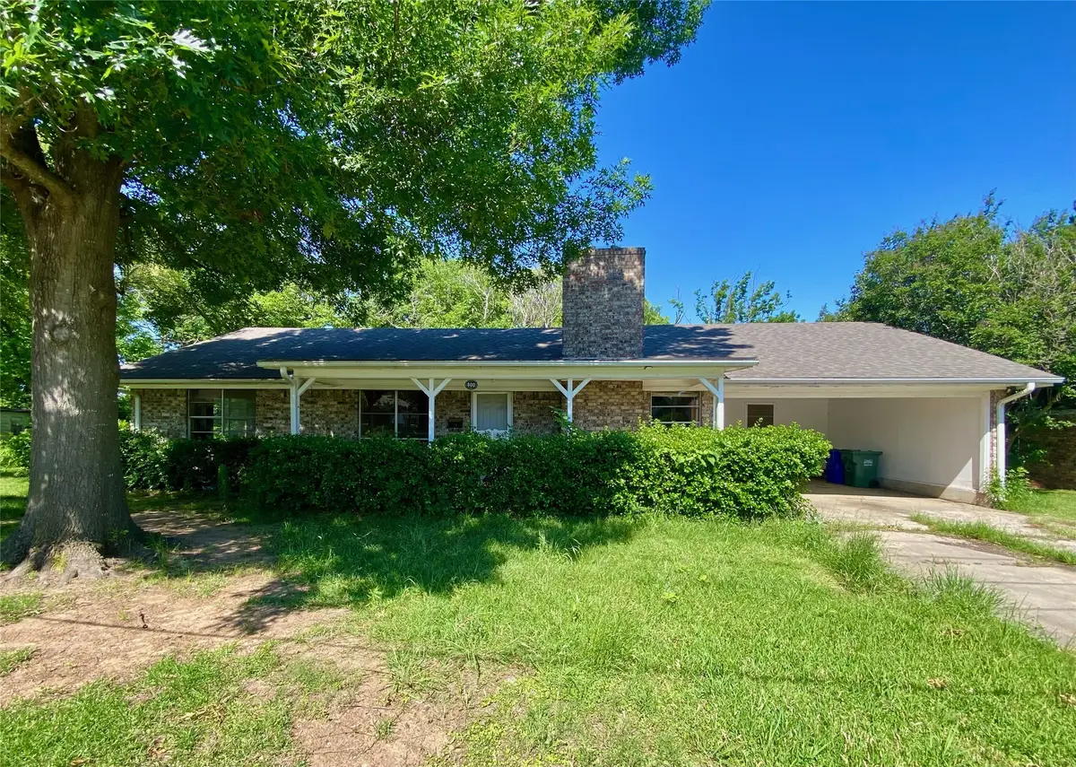 800 Carver Street, Whitesboro, TX 76273 - #1