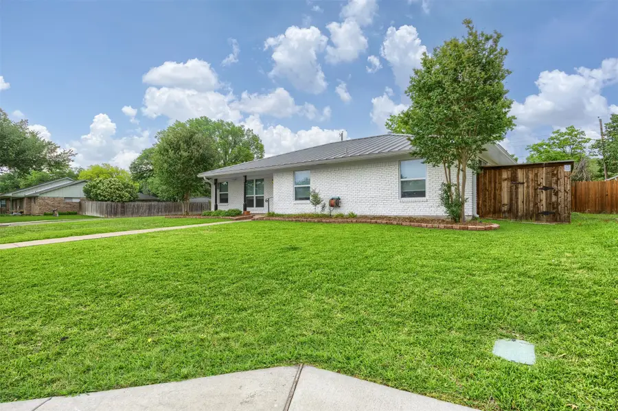 4006 Southridge Drive, Rowlett, TX 75088 - #3