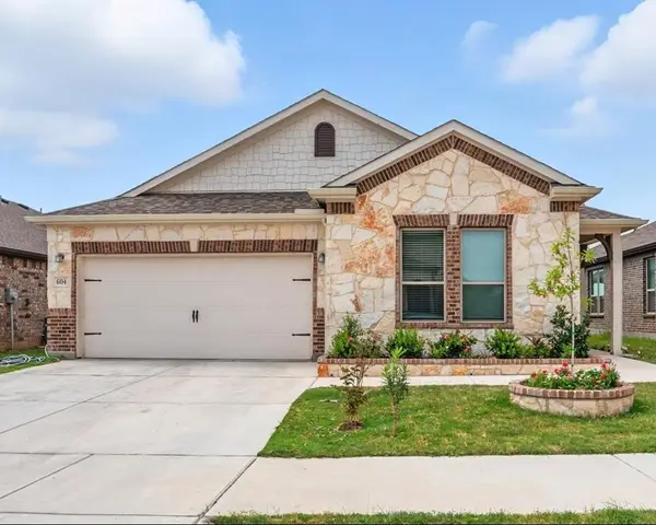 604 Bronze Forest Drive, Fort Worth, TX 76131