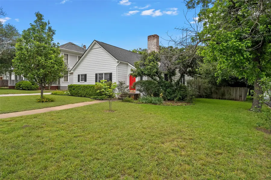 2530 Colcord Avenue, Waco, TX 76707 - #3