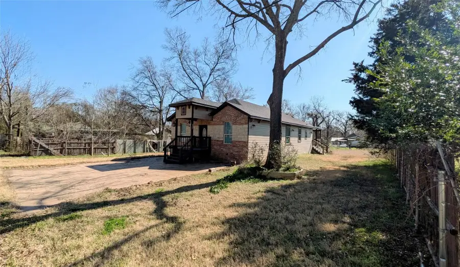 409 Giles Street, Mineola, TX 75773 - #2
