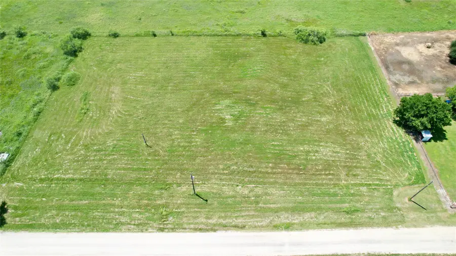 596 Southridge Drive, Mineral Wells, TX 76067 - #2