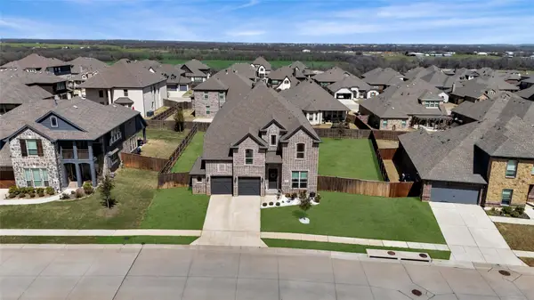 1017 Wrenwood Drive, Justin, TX 76247