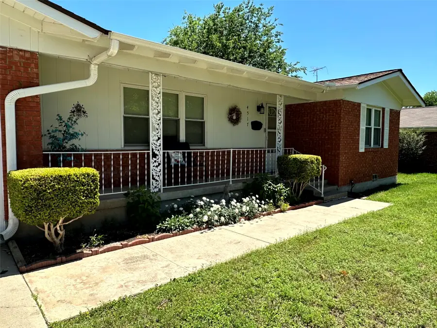 4517 Owendale Drive, Benbrook, TX 76116 - #3