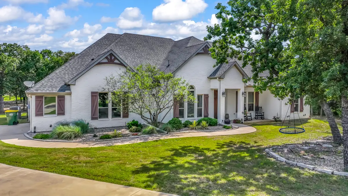 206 El Dorado Trail, Millsap, TX 76066 - #1