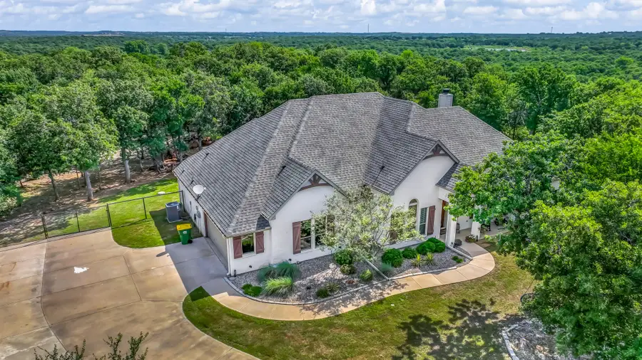 206 El Dorado Trail, Millsap, TX 76066 - #3
