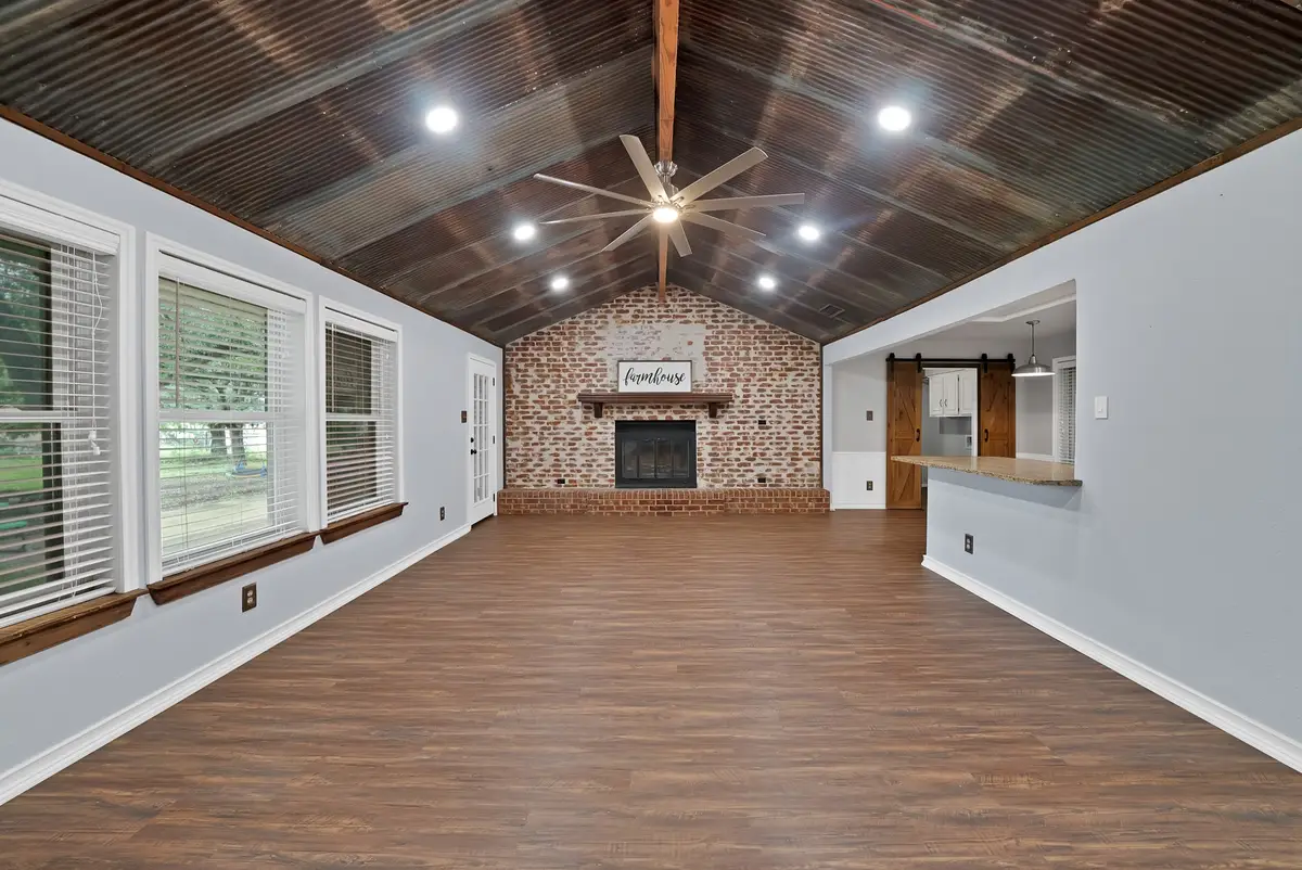 4270 Sir Lancelot Circle, Midlothian, TX 76065 - #1