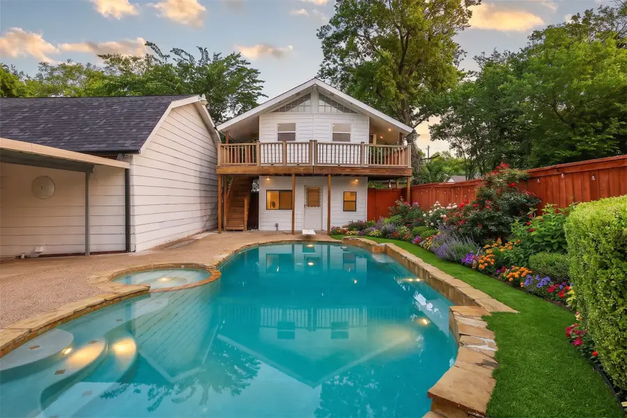 1109 E Lamar Street, Sherman, TX 75090 - #2