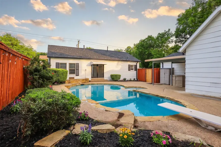 1109 E Lamar Street, Sherman, TX 75090 - #3