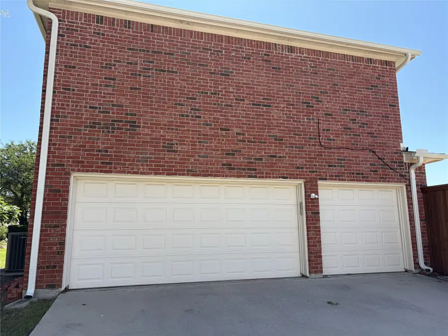1001 Meadow Creek Drive, Allen, TX 75002 - #2