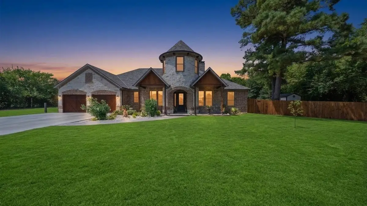 401 May Road, Seagoville, TX 75159 - #1