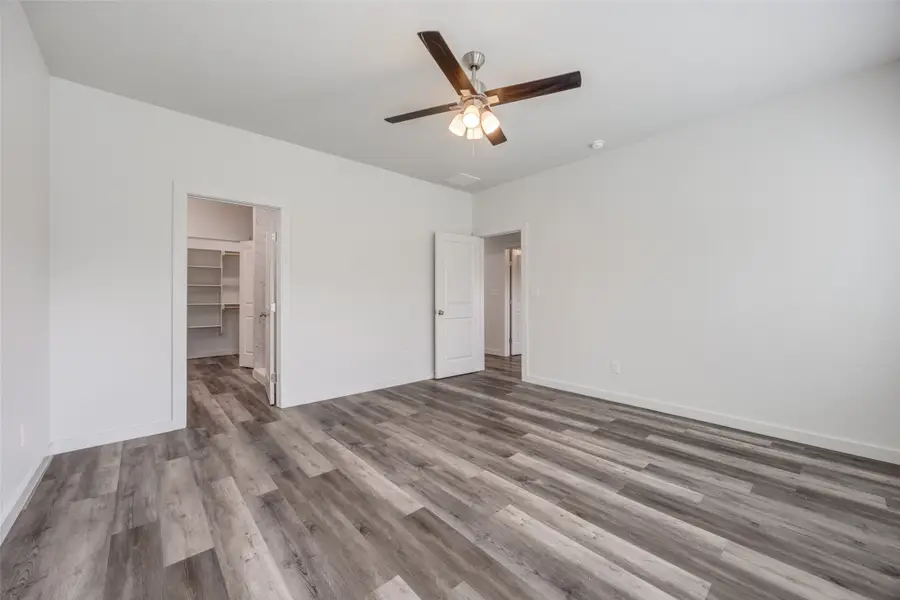 924 W Collins Street, Denison, TX 75020 - #3