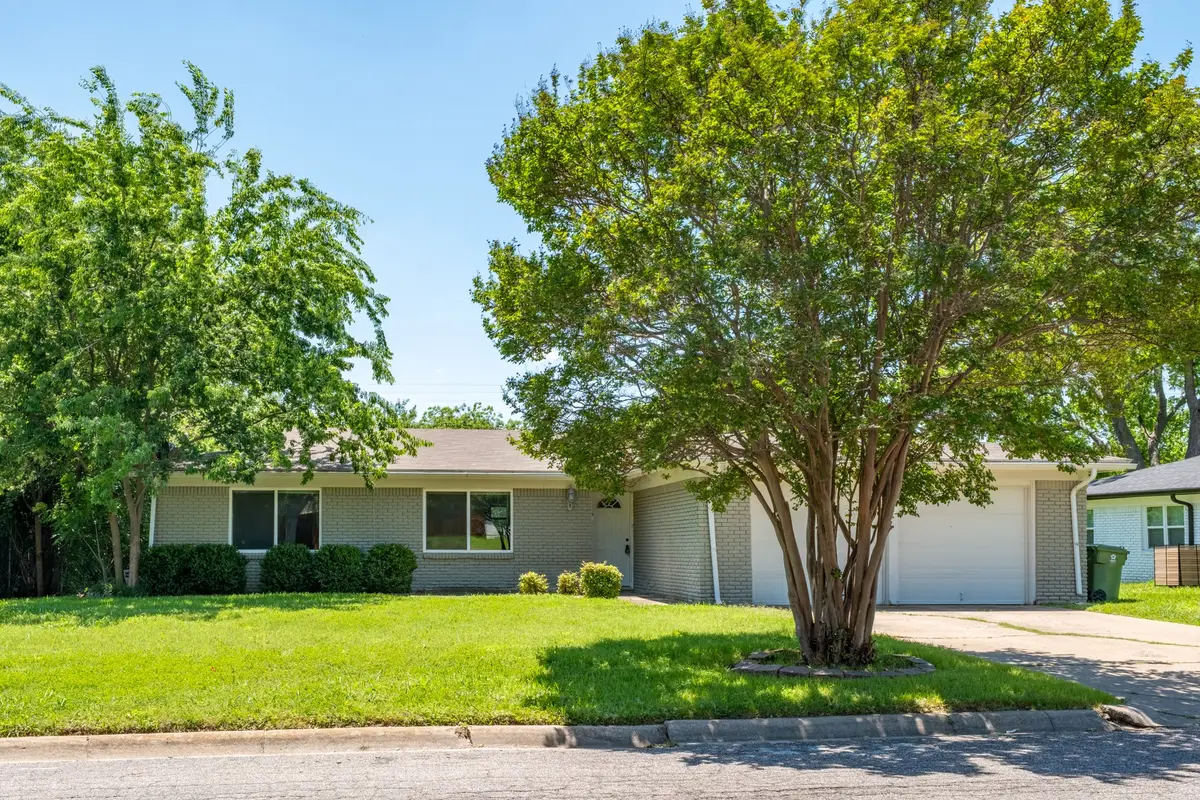 7024 Shauna Drive, North Richland Hills, TX 76180 - #1