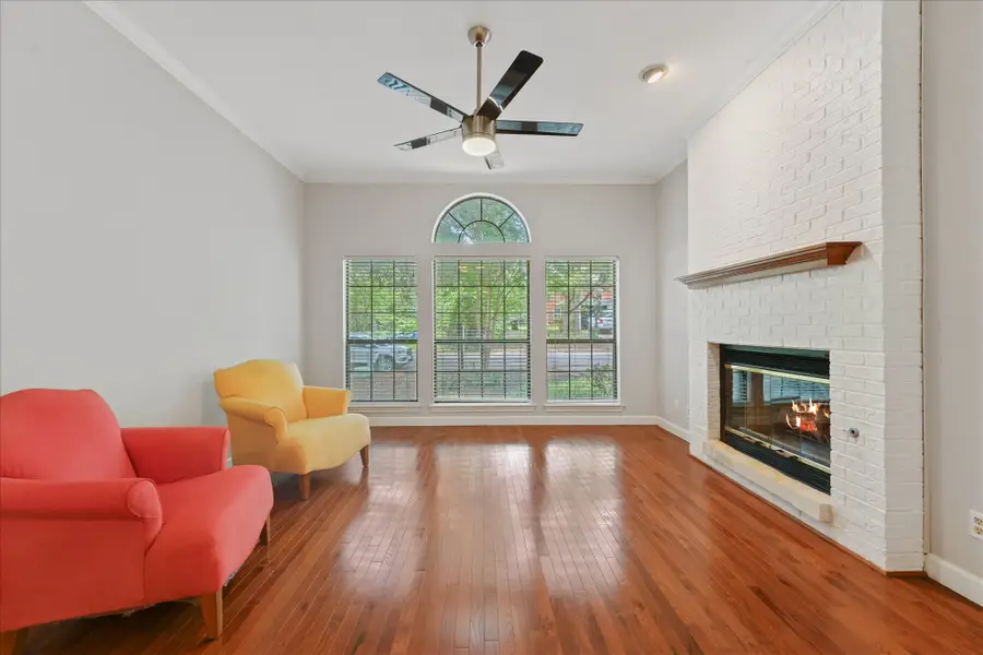 1929 Highland Park Circle, Denton, TX 76205 - #3