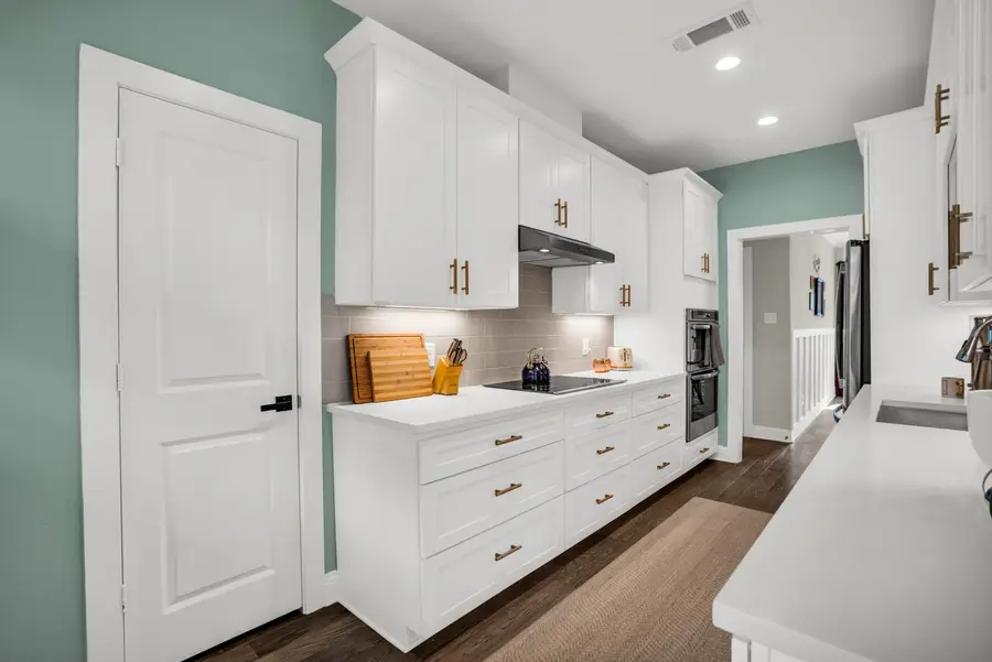 10716 Park Village Place #B, Dallas, TX 75230 - #3