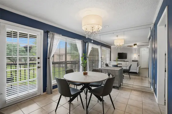 16301 Ledgemont Lane #281, Addison, TX 75001