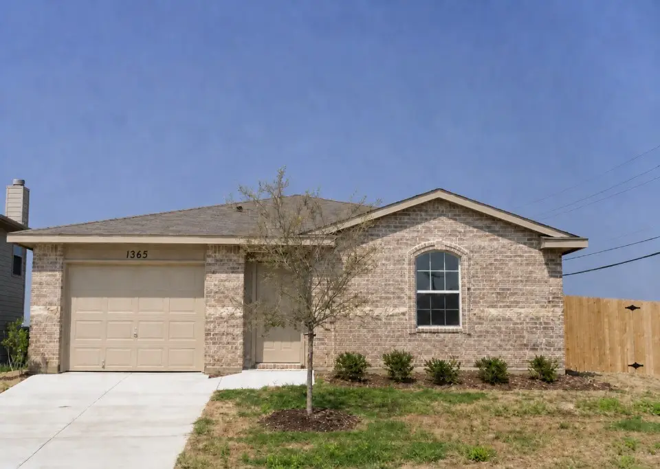 1365 Falcon Drive, Grand Prairie, TX 75051 - #1