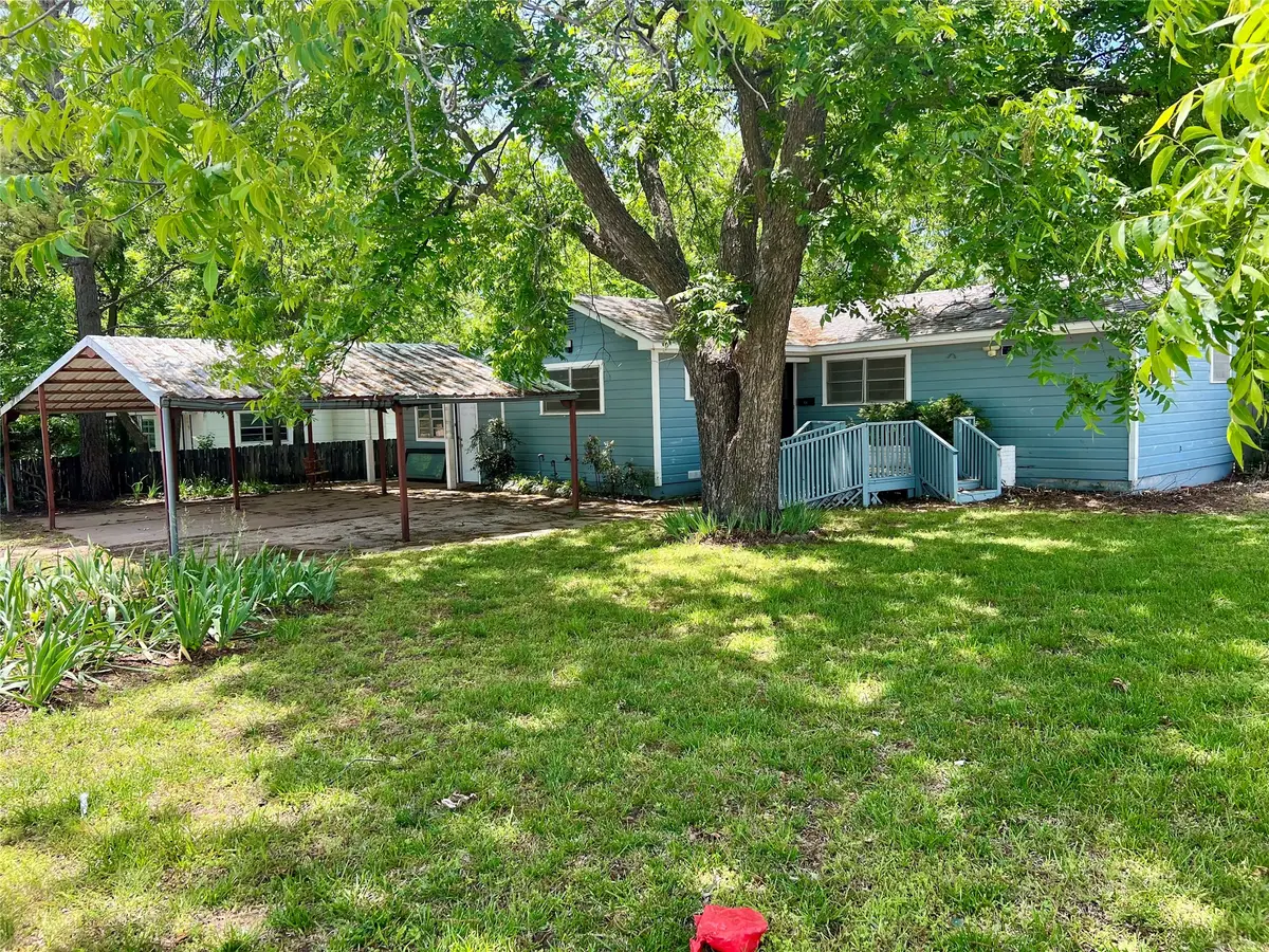 200 Dallas Street, Nocona, TX 76255 - #1