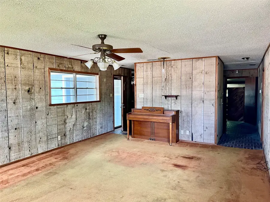 200 Dallas Street, Nocona, TX 76255 - #3