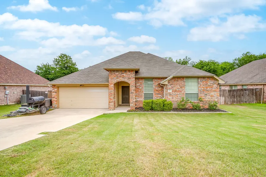 210 Willow Creek Drive, Weatherford, TX 76085 - #2