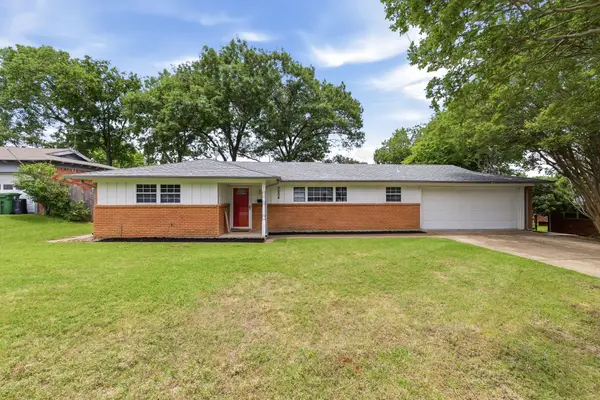 7004 Marilyn Lane, North Richland Hills, TX 76180
