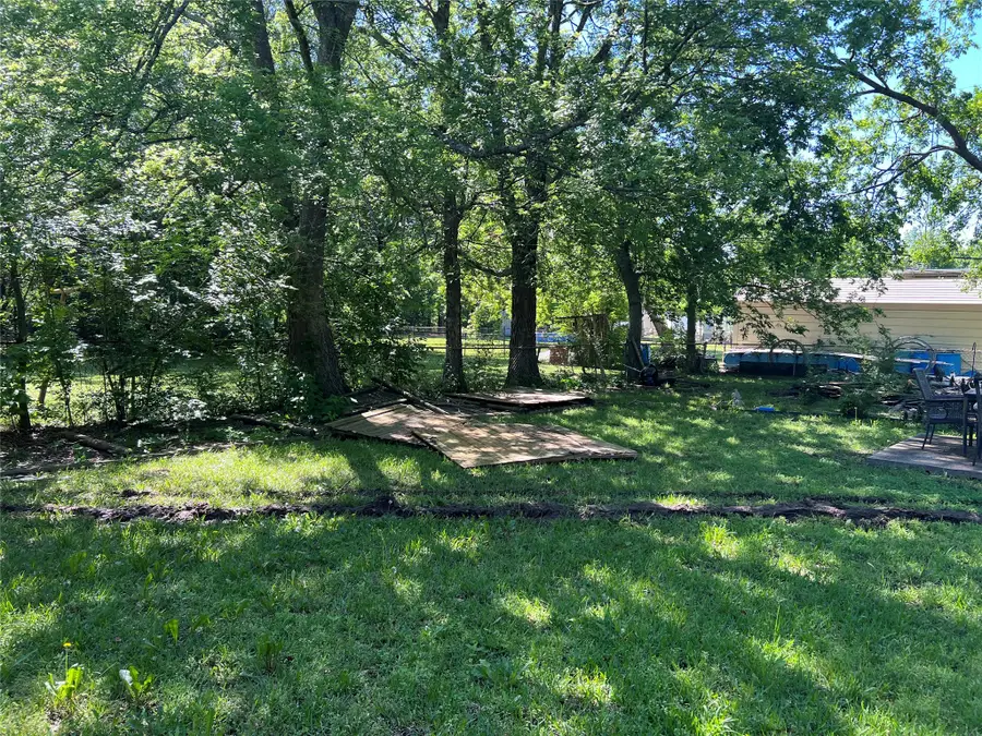 2220 E Jackson Street, Paris, TX 75460 - #2