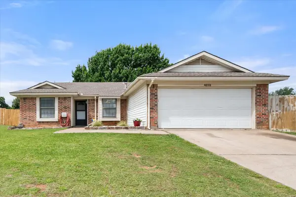 4212 Glen Pines Drive, Arlington, TX 76016