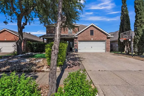 8048 Gila Bend Lane, Fort Worth, TX 76137