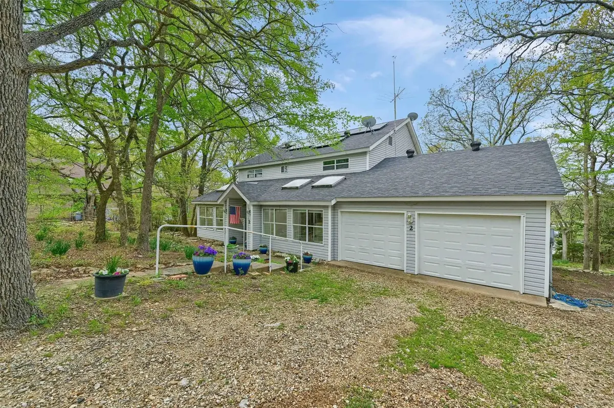 2 Harborview Circle, Denison, TX 75020 - #1