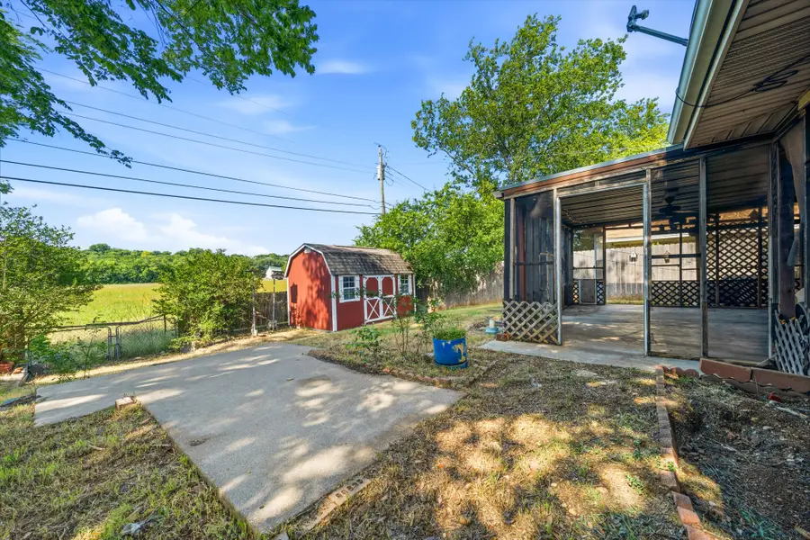 104 Forest Lane, Hillsboro, TX 76645 - #2
