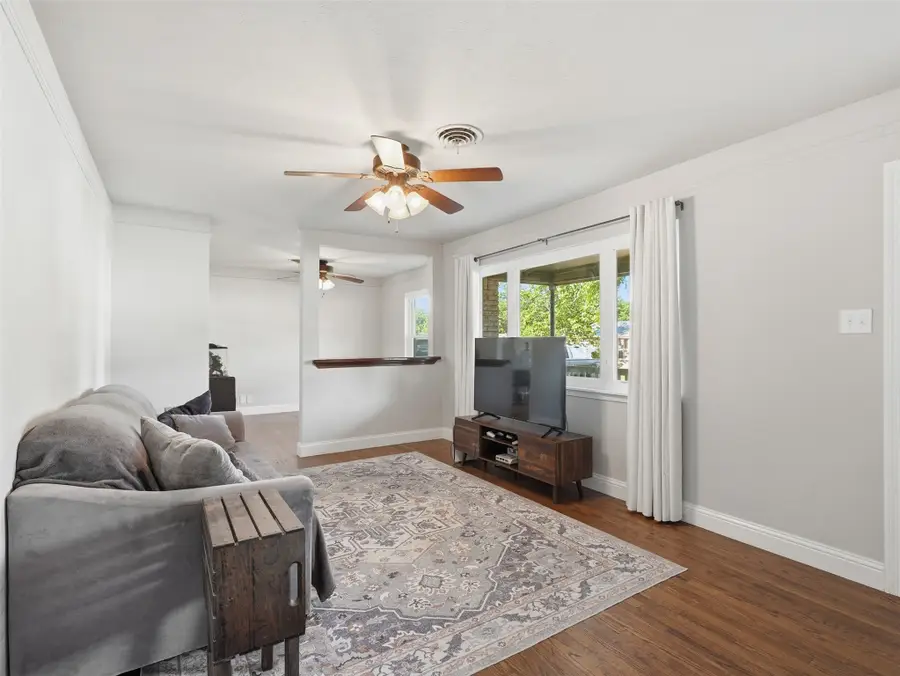 825 Lee Drive, Bedford, TX 76022 - #3
