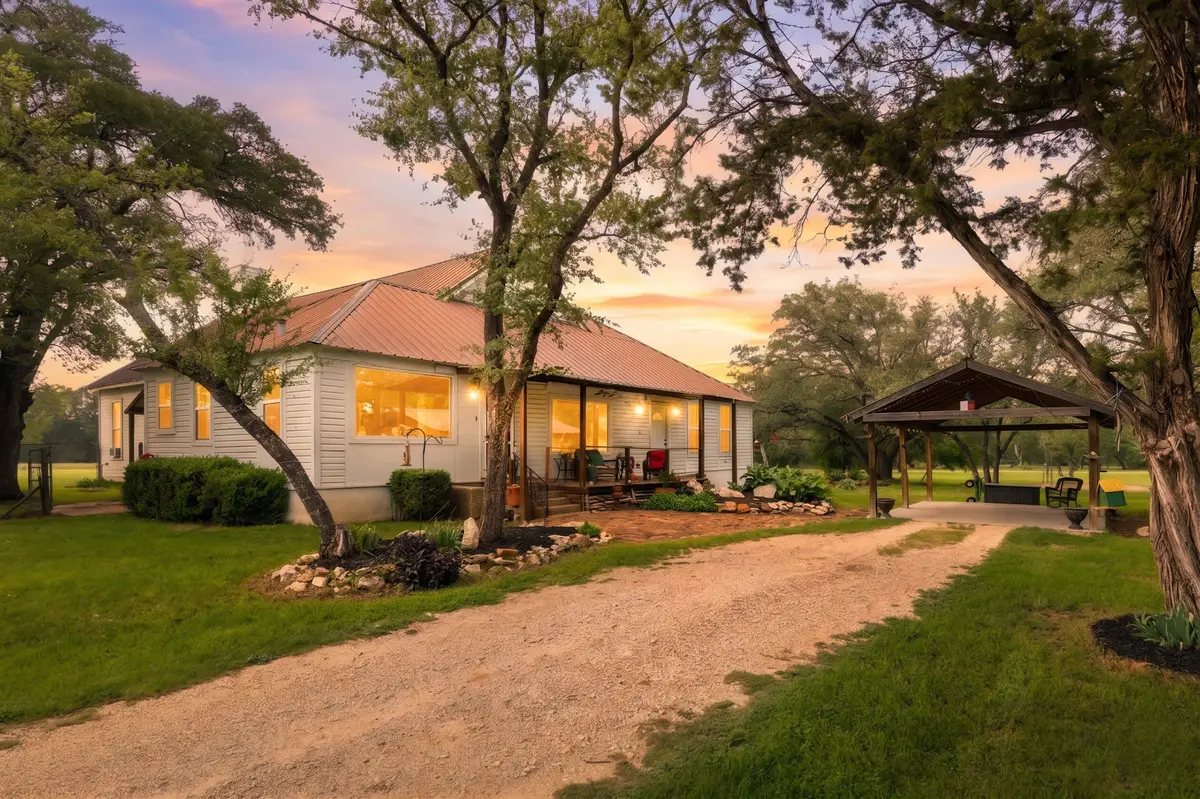487 Number Ten Downing Street, China Spring, TX 76633 - #1
