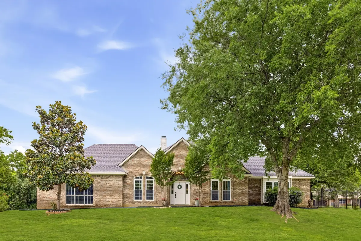 1092 Holly Lane, Lewisville, TX 75067 - #1