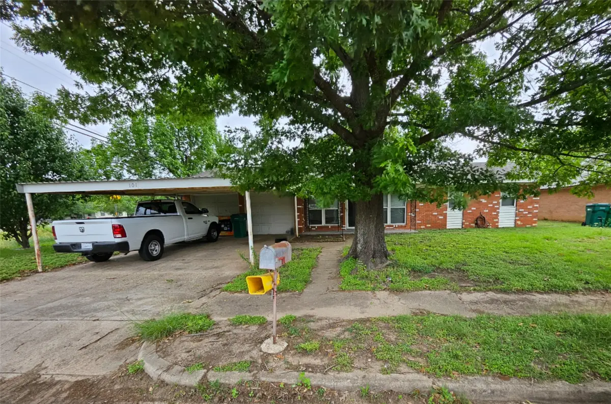101 S Rita, Lacy Lakeview, TX 76705 - #1