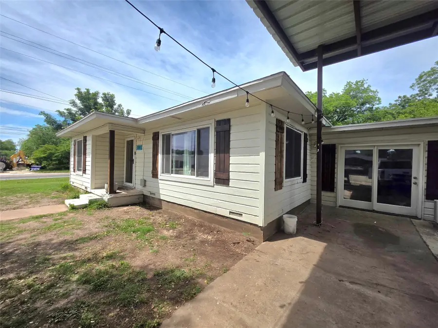 101 Mel Street, Winters, TX 79567 - #3