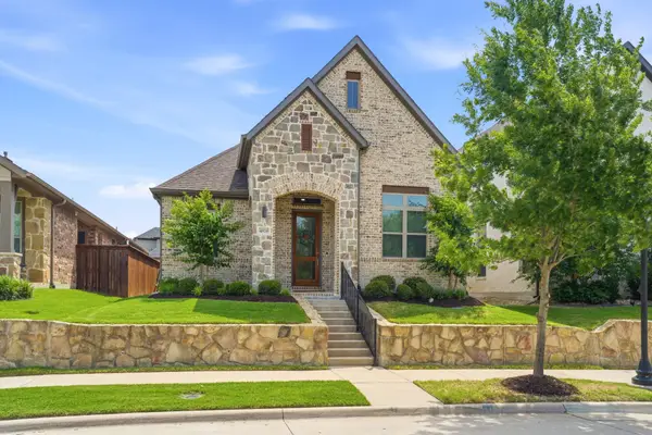 4870 Connor Place, Fairview, TX 75069