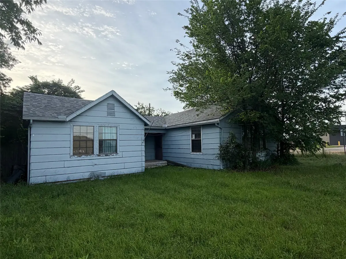 408 Crestview Drive, Kennedale, TX 76060 - #1