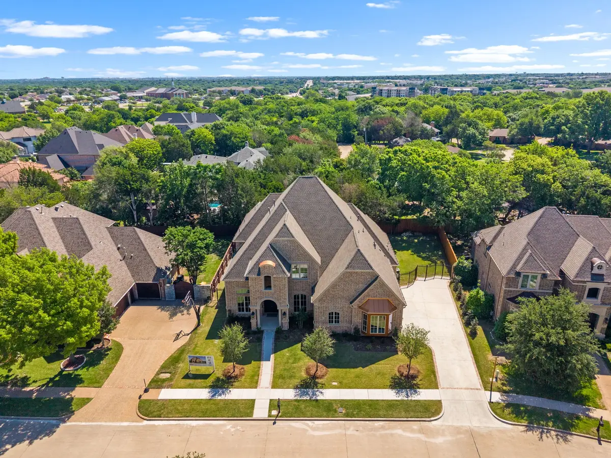 906 Beverly Circle, Cedar Hill, TX 75104 - #1
