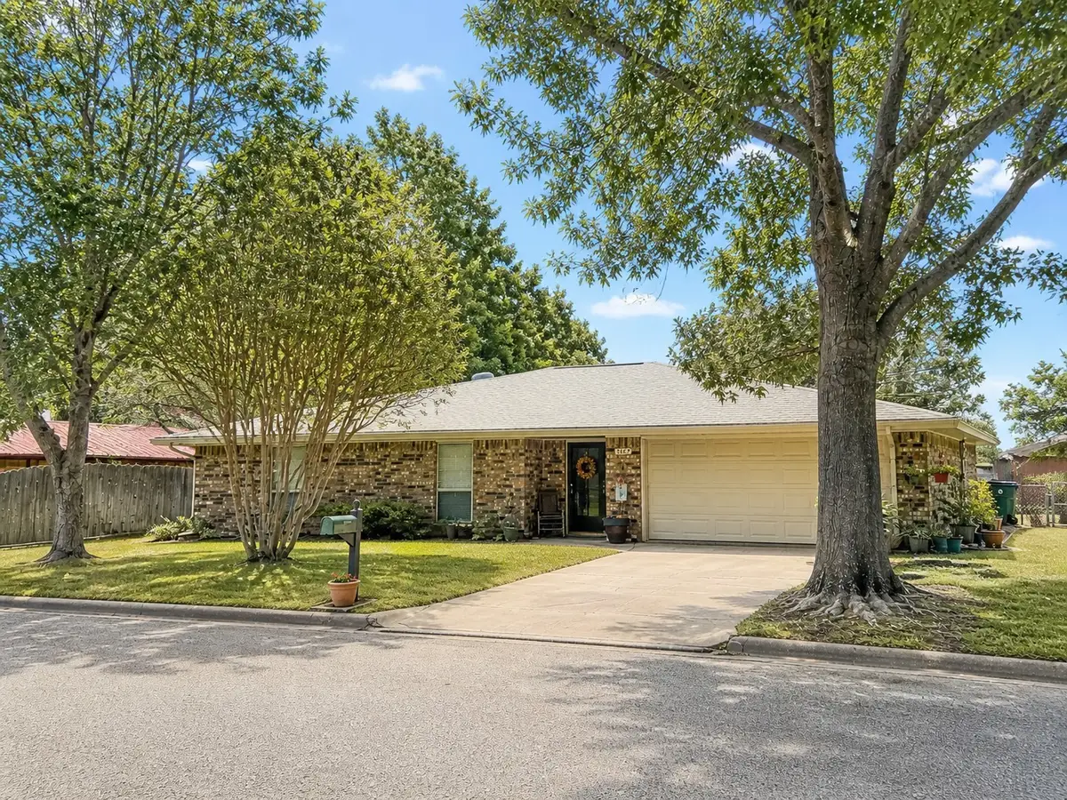 1207 Friona Street, Bowie, TX 76230 - #1