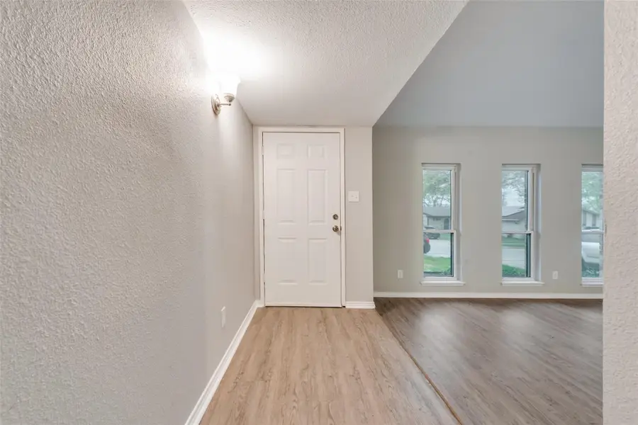 2122 Foxcroft Lane, Arlington, TX 76014 - #3