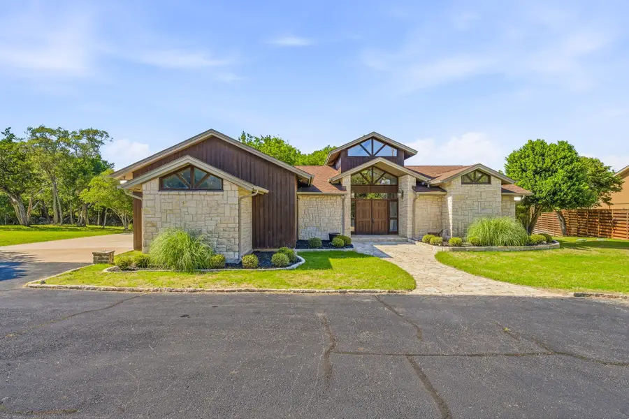 624 Williamsburg Court, Granbury, TX 76048 - #3