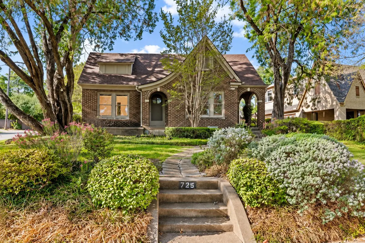 725 Newell Avenue, Dallas, TX 75223 - #1