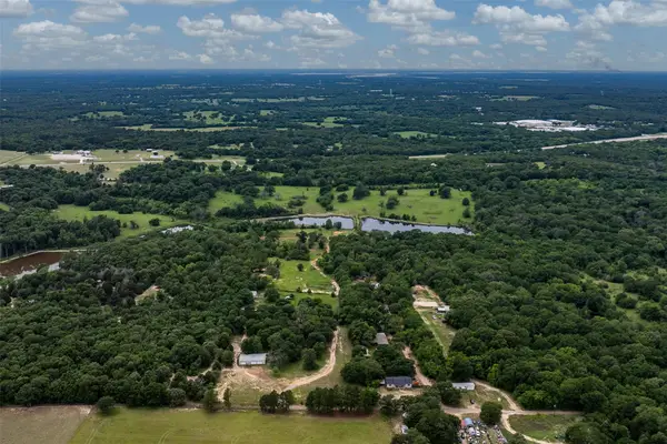 5520 County Road 1502, Athens, TX 75751