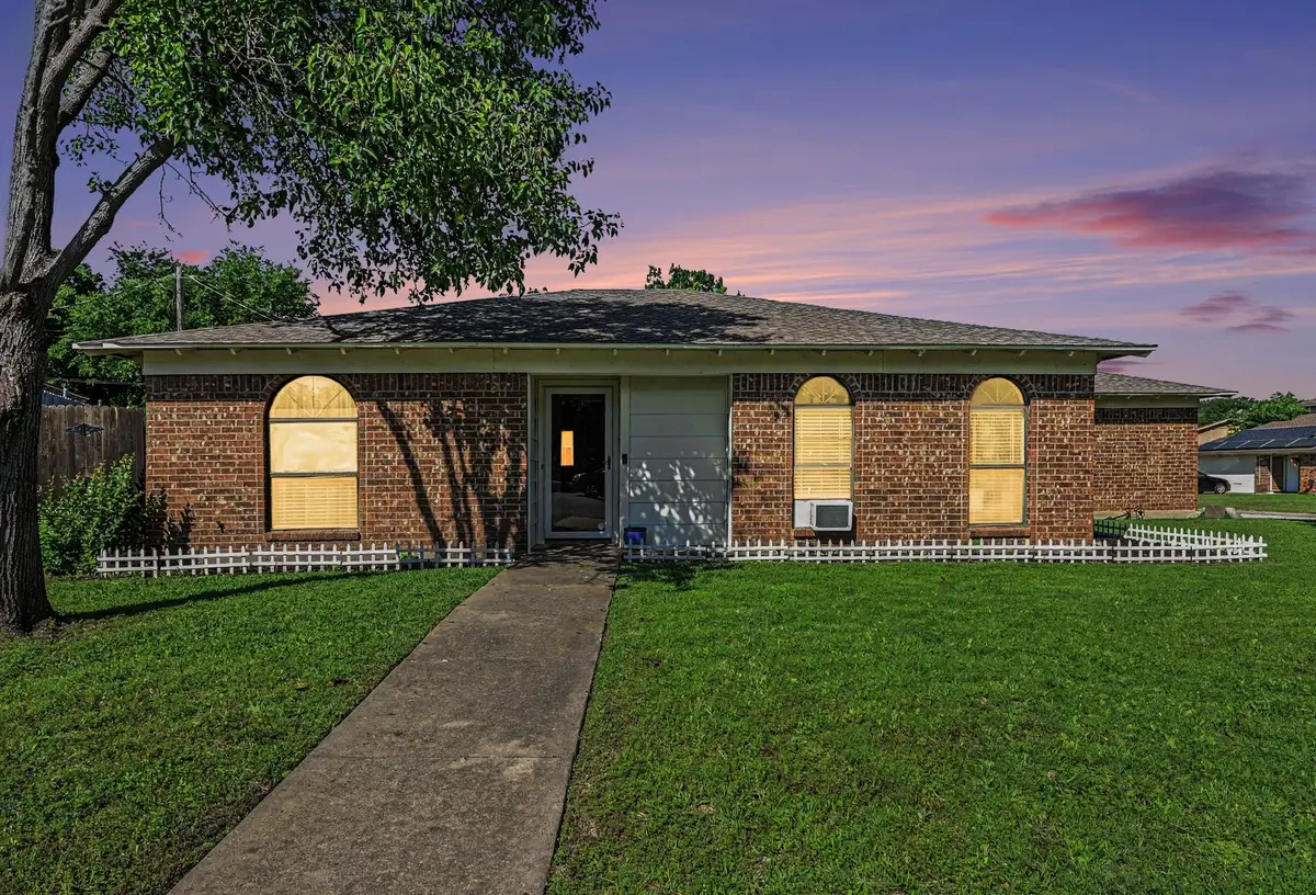 8553 James Court, White Settlement, TX 76108 - #1